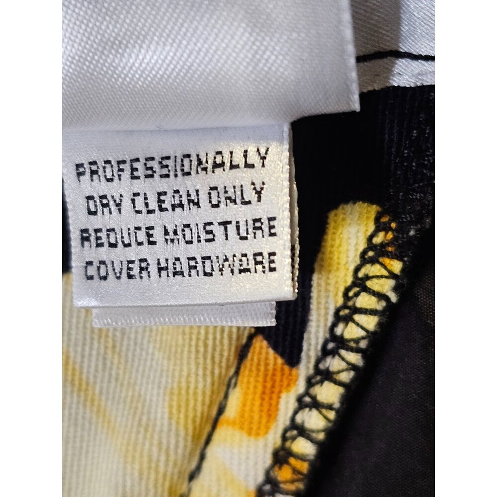 St. John Sport Rose Floral Capri Pants Size 12 Black Yellow - Picture 9 of 11